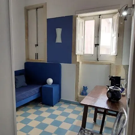 Lakkios Charming And Bed and Breakfast